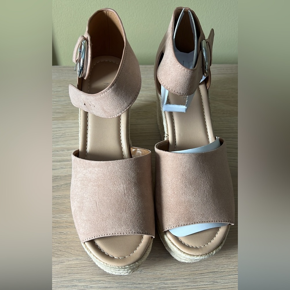 Nine West Platform Sandals NWT